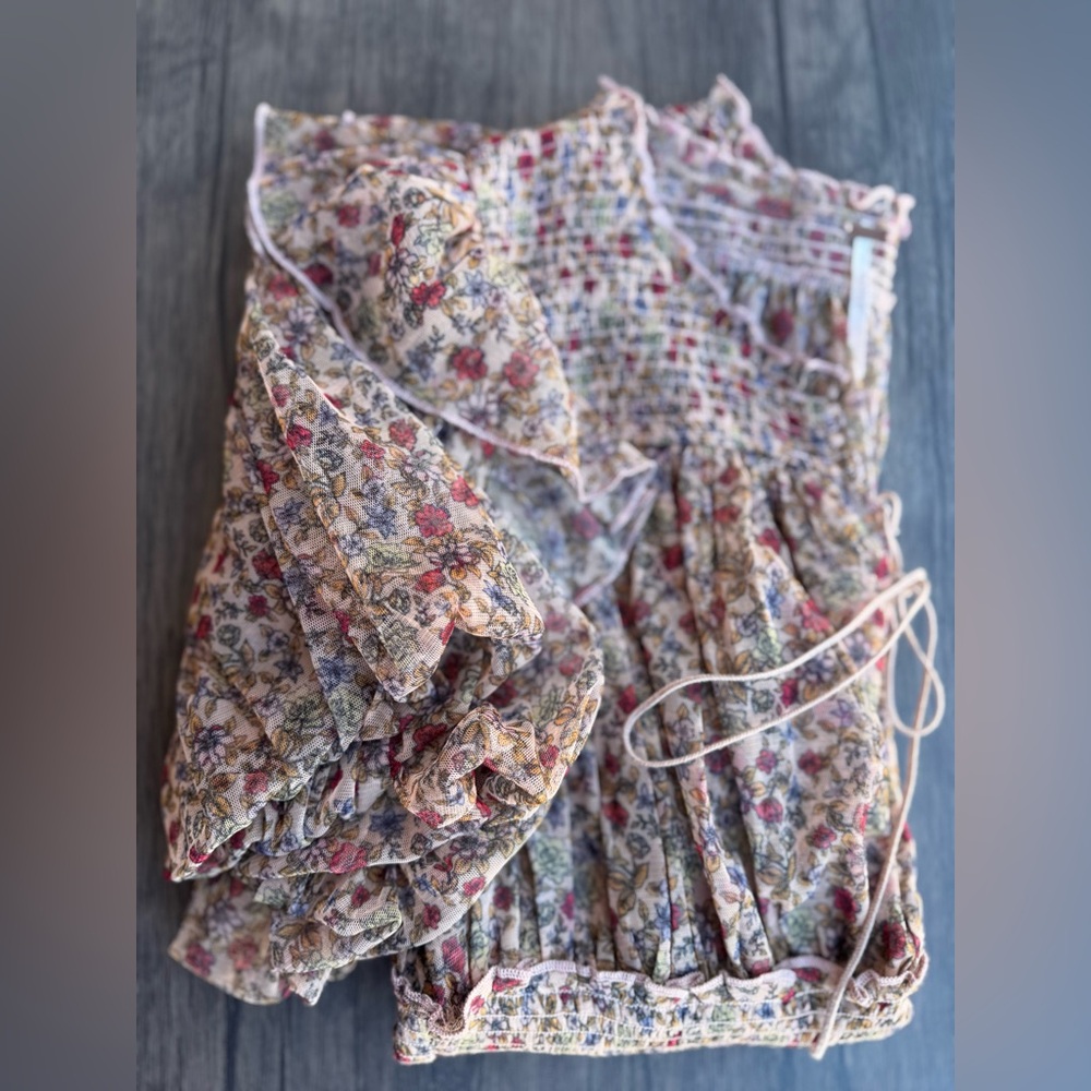 Free People Beatrice Floral Print Brown Lace Up Puff Sleeve Blouse
Top Size S - Picture 13 of 14